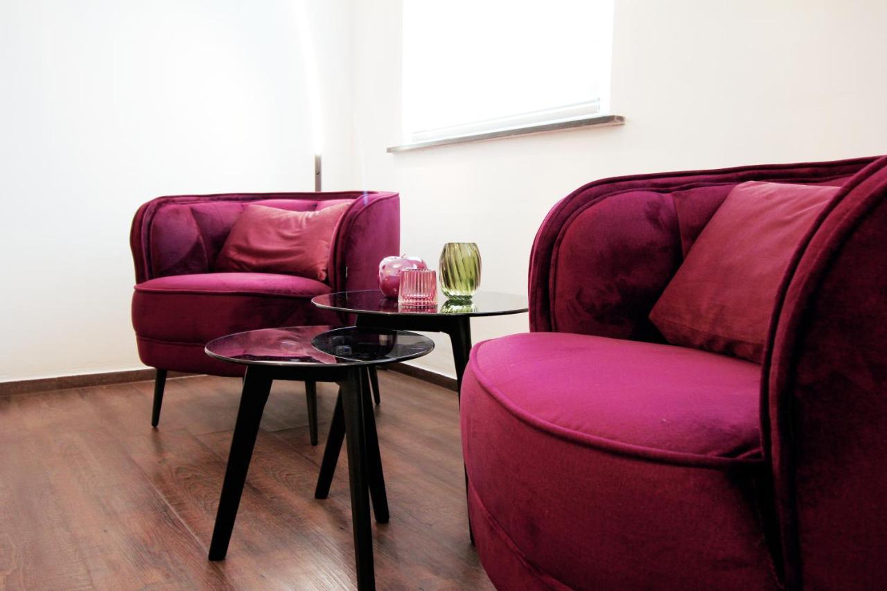 Secret Hideaways Cozystudio Superior Apartments Mit Wifi L 450M Bis Uni L Messe L Flughafen L Zoo Duisburg Ngoại thất bức ảnh