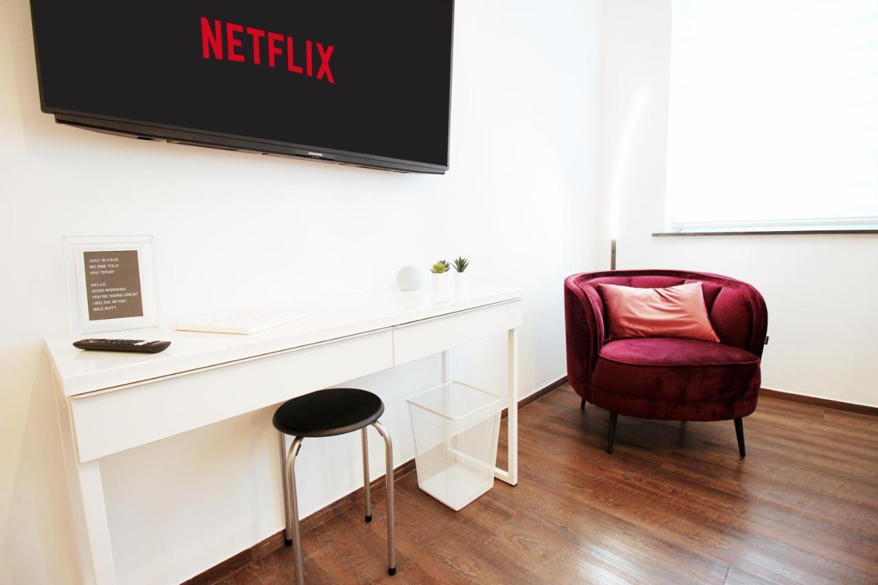Secret Hideaways Cozystudio Superior Apartments Mit Wifi L 450M Bis Uni L Messe L Flughafen L Zoo Duisburg Ngoại thất bức ảnh